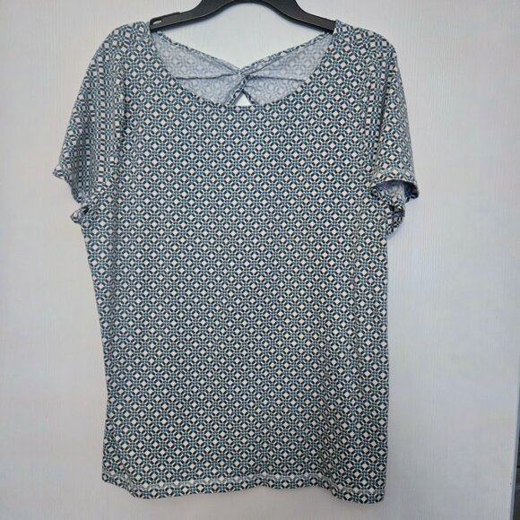 Talbots Tops - Talbots S/S top with geometric pattern and keyhole at back Size XL